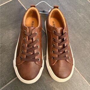 Old Navy Kids Brown Slip on Dress Shoes NWT Size 13